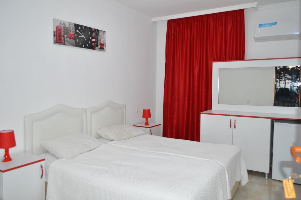 Theodora Otel Ureki Dış mekan fotoğraf